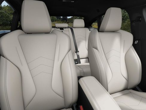 New 2026 BMW 228i xDrive AWD/4WD image 11