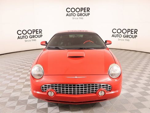 Used 2003 Ford Thunderbird Base image 8