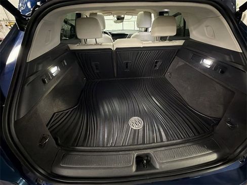 Used 2023 Buick Envision Avenir image 60