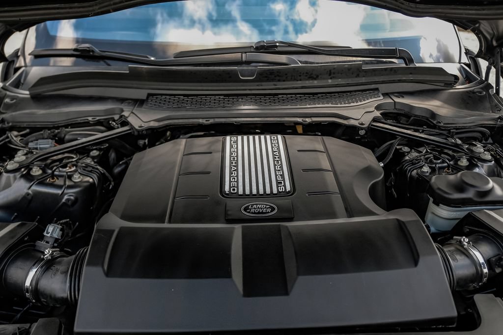 Used 2016 Land Rover Range Rover Supercharged AWD/4WD image 51
