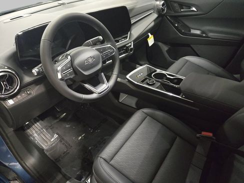 New 2026 Chevrolet Equinox LT w/ Convenience Package II image 19