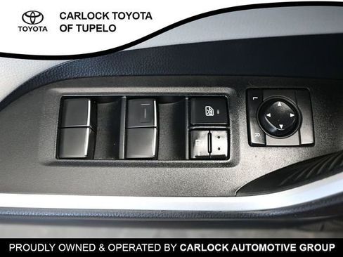 Used 2019 Toyota RAV4 XLE Premium image 21