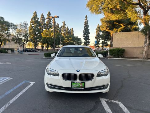 Used 2011 BMW 528i Sedan image 23
