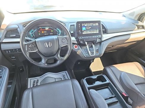 Used 2023 Honda Odyssey EX-L image 9
