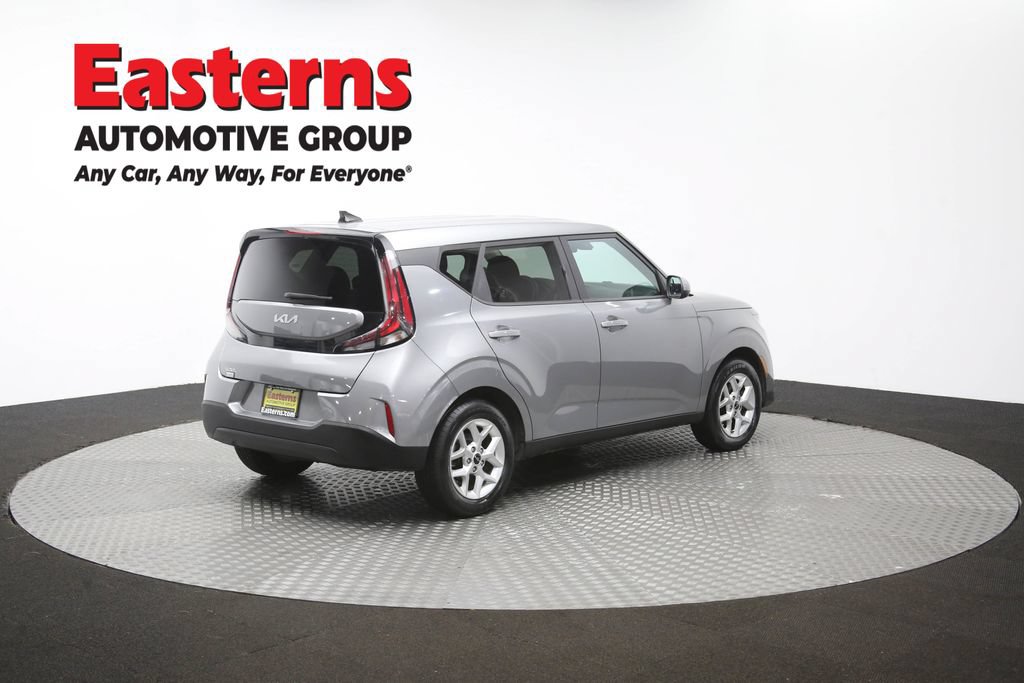Used 2023 Kia Soul LX w/ Option Group 015 FWD image 43