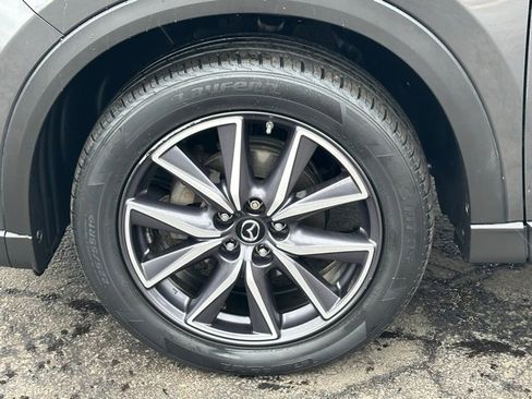 Used 2018 MAZDA CX-5 Touring w/ Preferred Equipment Package image 10