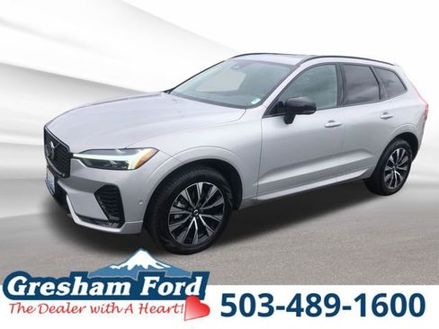 Used 2025 Volvo XC60 B5 Plus AWD/4WD image 1