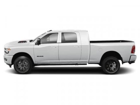 New 2026 RAM 3500 Laramie AWD/4WD image 4