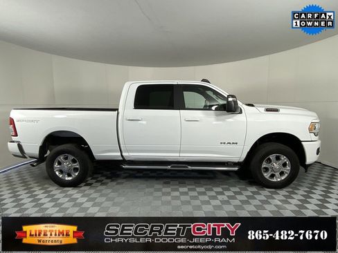 Used 2024 RAM 2500 Big Horn w/ Sport Appearance Package image 8