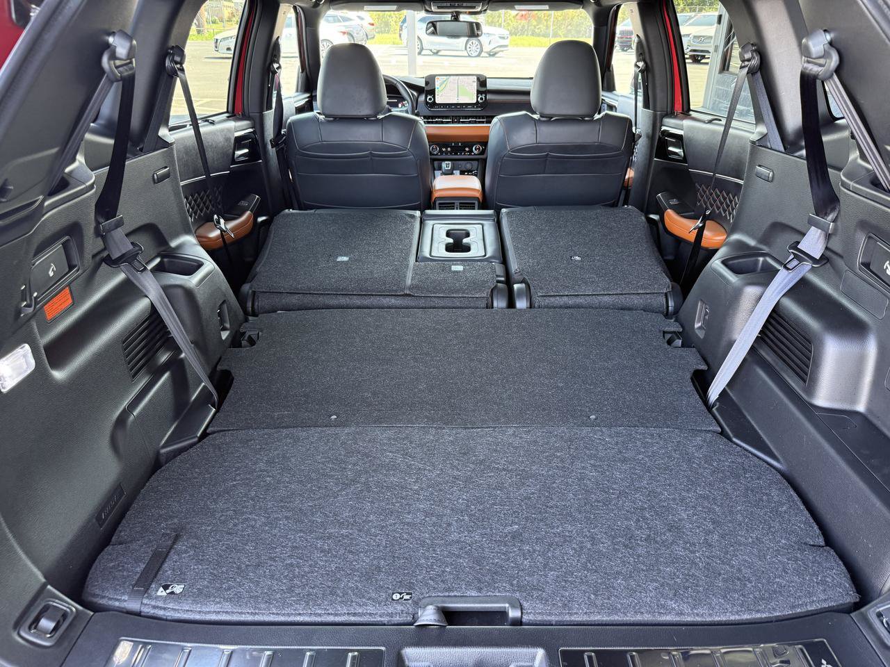 Used 2025 Mitsubishi Outlander SEL AWD/4WD image 48