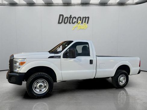 Used 2011 Ford F250 XL w/ Skid Plate Pkg image 4