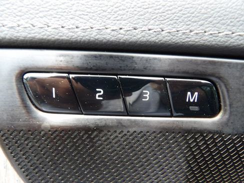 Certified 2024 Volvo XC90 T8 Ultimate AWD/4WD image 15