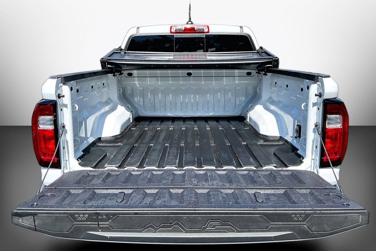 Used 2025 GMC Canyon Elevation w/ Convenience Package RWD image 25