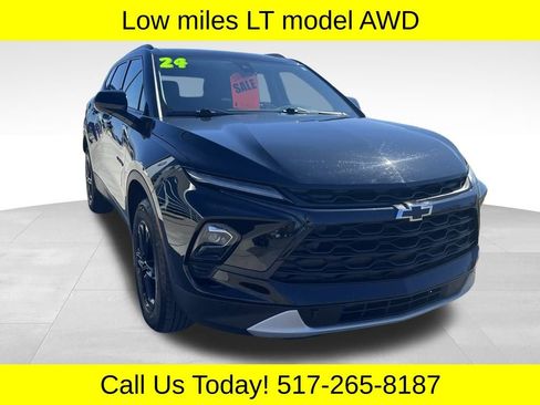 Used 2024 Chevrolet Blazer LT image 1