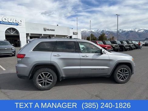 Used 2020 Jeep Grand Cherokee Limited w/ Luxury Group II image 11
