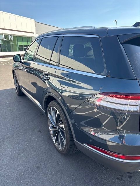 Used 2023 Lincoln Aviator Reserve w/ Equipment Group 201A RWD image 8
