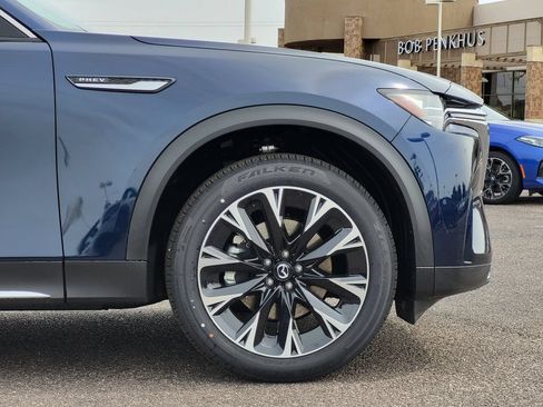 New 2026 MAZDA CX-90 Plug-In Hybrid w/ Premium Plus AWD/4WD image 29