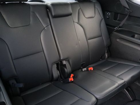 Used 2022 Kia Telluride SX w/ Nightfall Edition Package AWD/4WD image 28