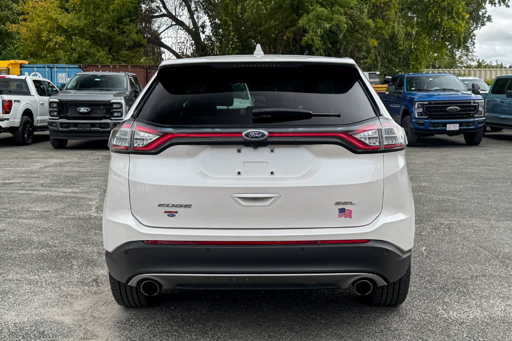 Used 2018 Ford Edge SEL w/ Equipment Group 201A AWD/4WD image 4