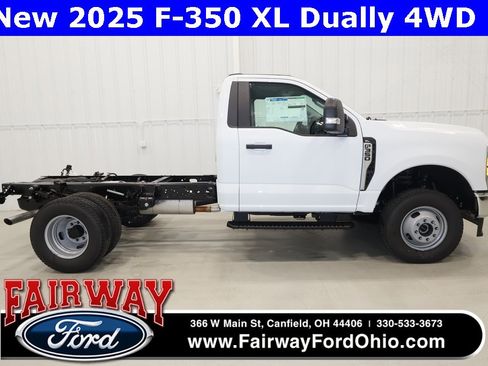 New 2025 Ford F350 XL w/ XL Chrome Package image 1