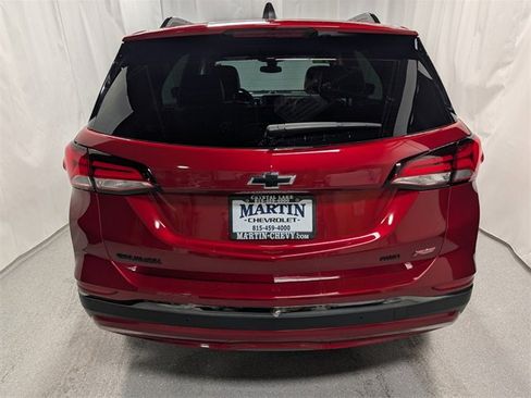 Certified 2022 Chevrolet Equinox RS image 4