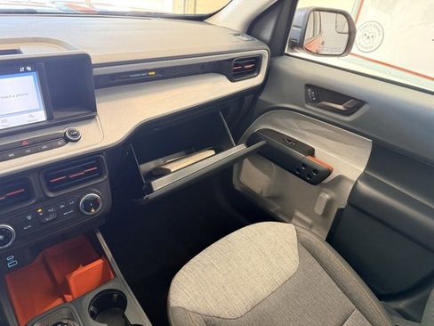 Used 2022 Ford Maverick XLT image 24