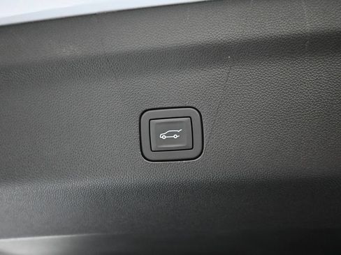 New 2026 Chevrolet Tahoe Premier AWD/4WD image 32