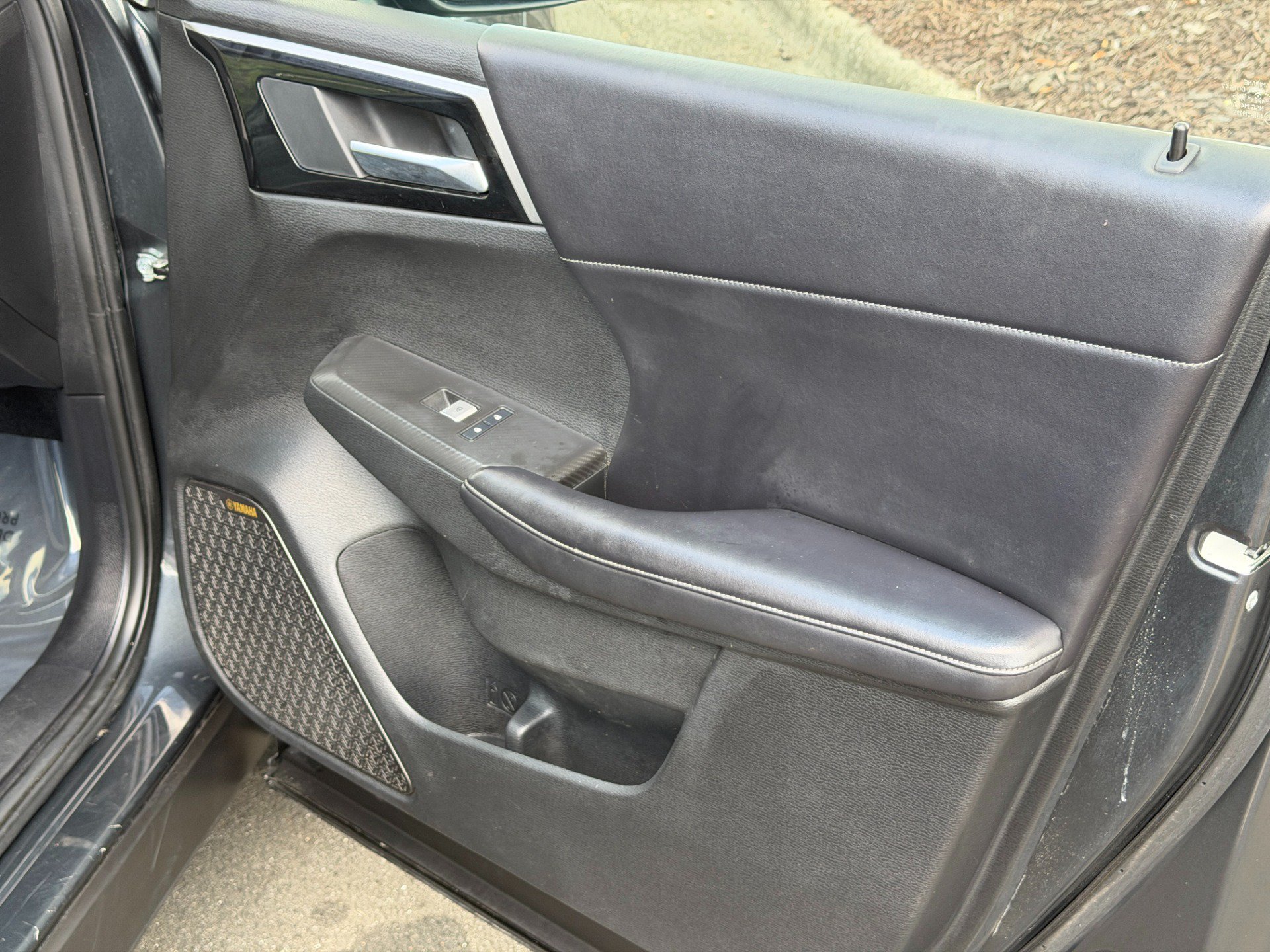 Used 2025 Mitsubishi Outlander SE FWD image 59