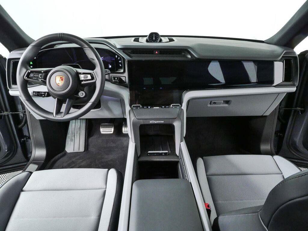 New 2026 Porsche Cayenne S AWD/4WD image 21