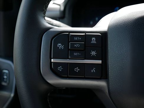 Used 2025 Ford F150 XLT w/ Equipment Group 303A High AWD/4WD image 18
