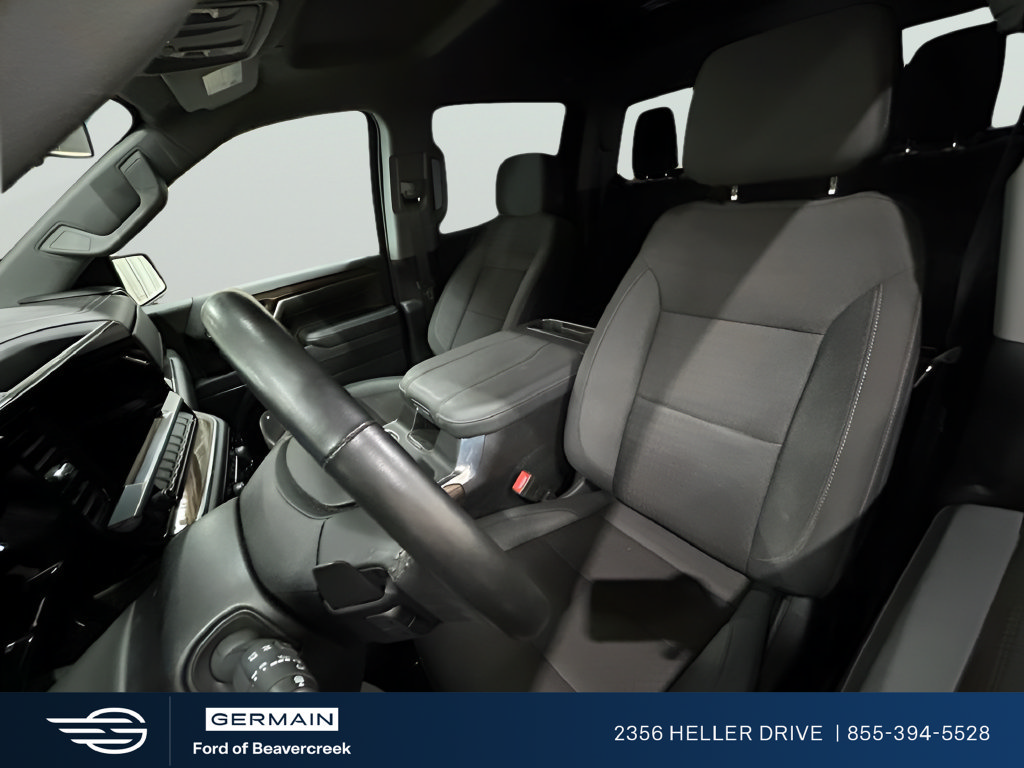 Used 2023 Chevrolet Silverado 1500 RST AWD/4WD image 19
