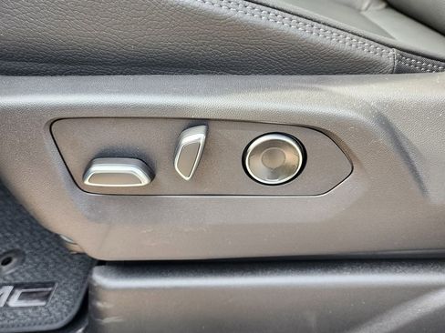 New 2026 GMC Yukon XL Denali w/ Sun & Power Step Package image 18