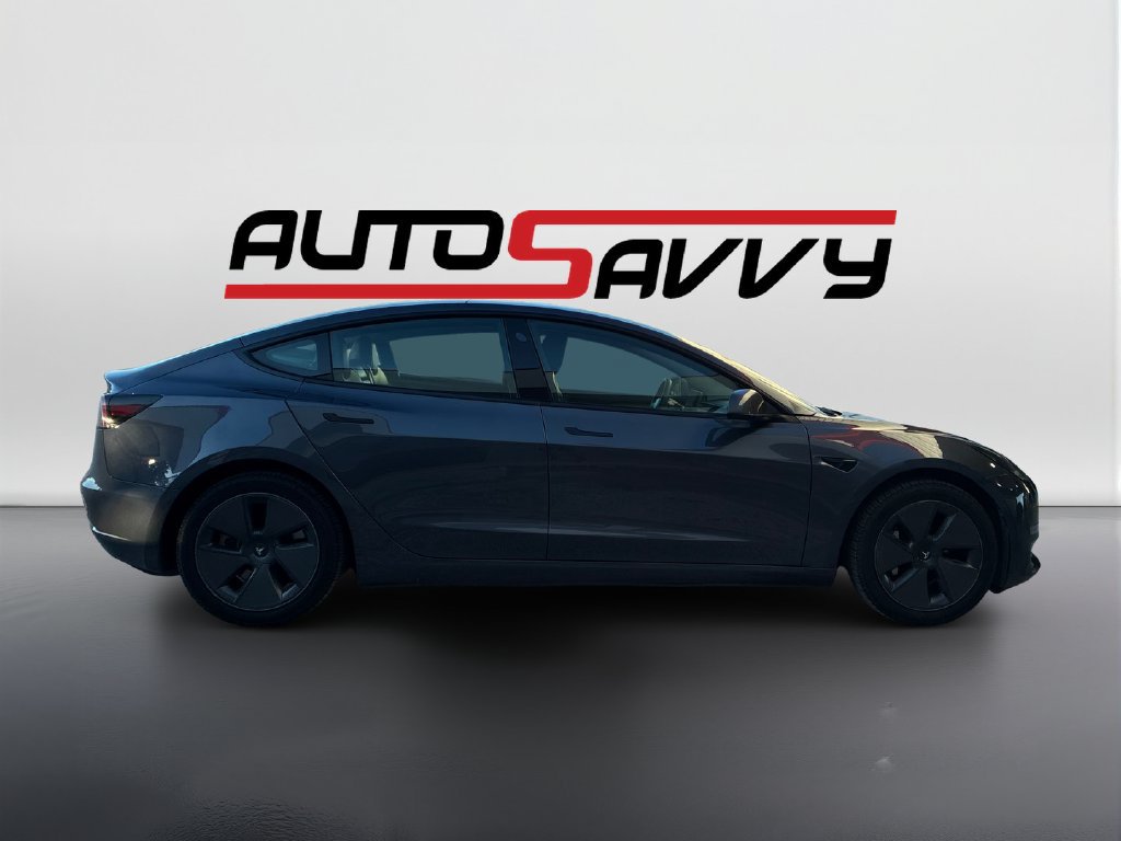 Used 2023 Tesla Model 3 Standard Range RWD image 4