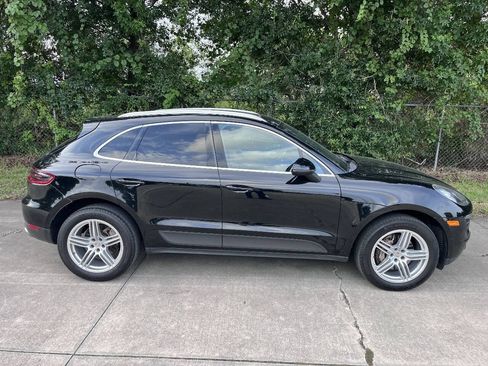 Used 2017 Porsche Macan S AWD/4WD image 12