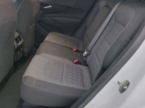 Used 2022 Chevrolet Equinox LT image 18
