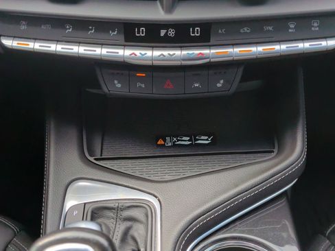 Used 2022 Cadillac CT4 Luxury w/ Sun And Sound Package AWD/4WD image 21