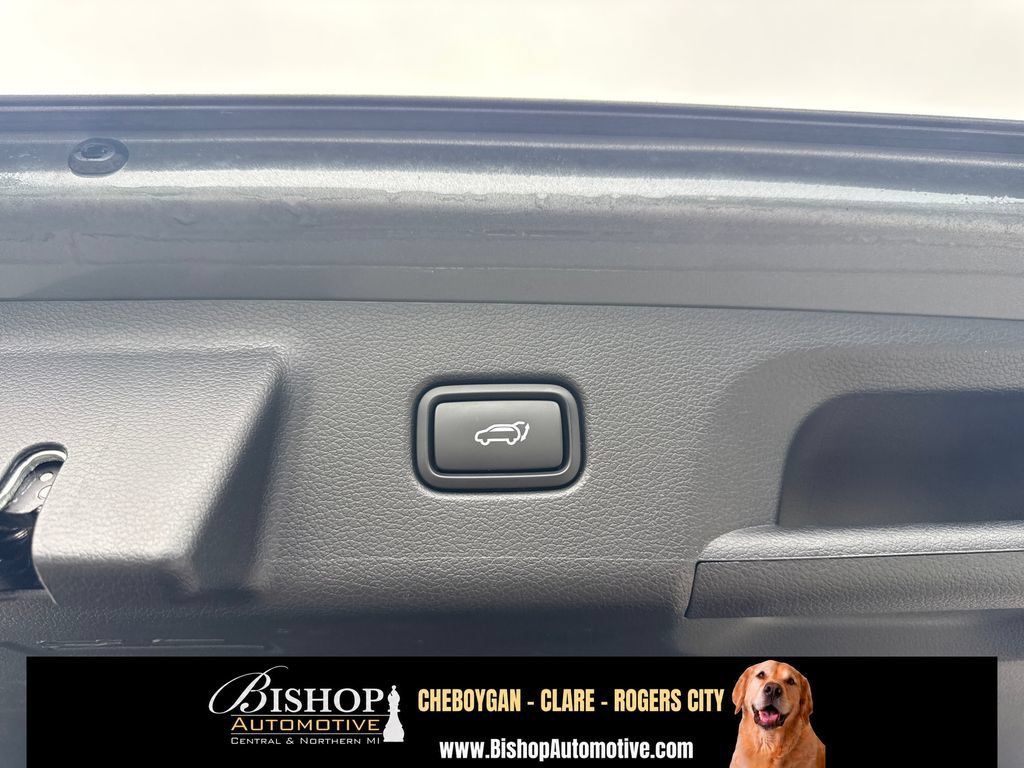 Used 2025 Hyundai Palisade SEL AWD/4WD image 21