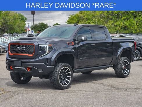 Used 2023 GMC Sierra 1500 AT4 w/ AT4 Premium Package AWD/4WD image 2