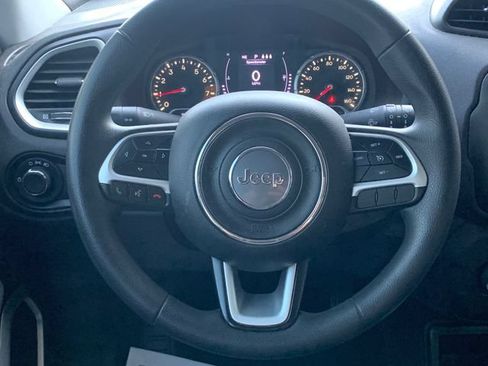 Used 2019 Jeep Renegade Sport FWD image 13