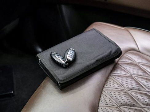 Used 2022 Nissan Armada Platinum w/ Captain's Chairs Package image 79