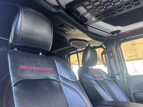 Used 2022 Jeep Gladiator Rubicon image 18