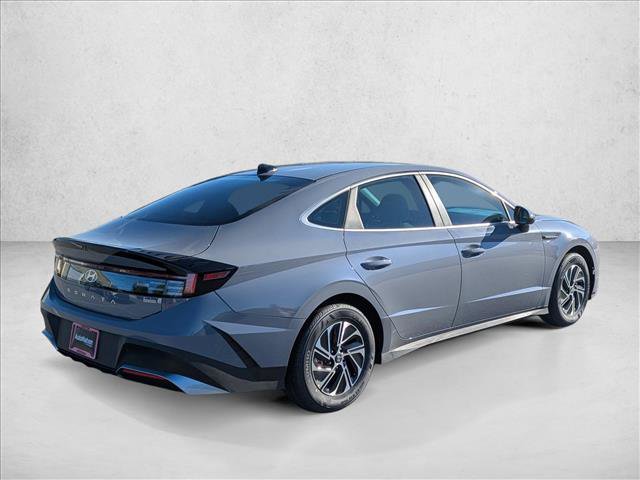 New 2026 Hyundai Sonata Blue FWD image 5