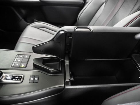 Used 2025 Lexus UX 300h AWD image 18