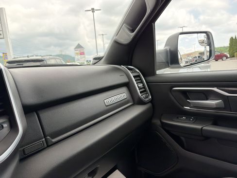 Used 2024 RAM 1500 Big Horn AWD/4WD image 25