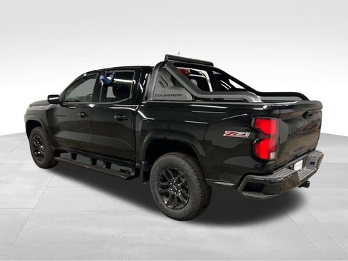New 2026 Chevrolet Colorado Z71 w/ Midnight Edition AWD/4WD image 6