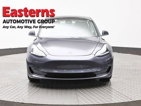 Used 2019 Tesla Model 3 Long Range image 2
