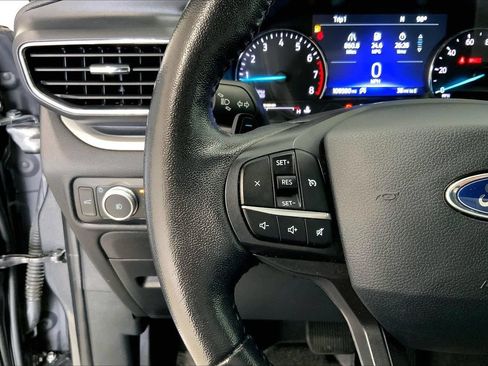 Used 2020 Ford Explorer XLT w/ Equipment Group 202A RWD image 21