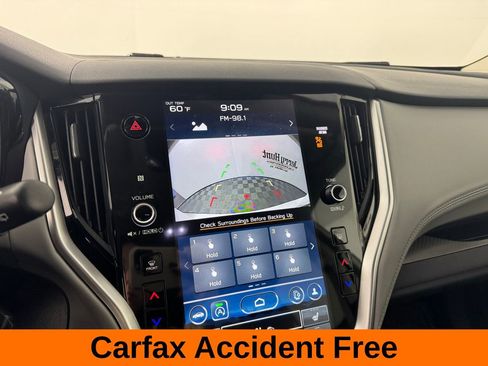 Used 2024 Subaru Outback Premium image 3