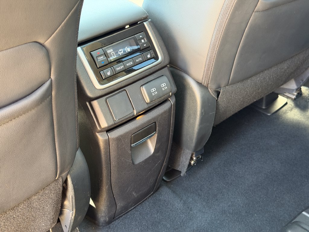 Used 2019 Subaru Ascent Limited AWD/4WD image 25