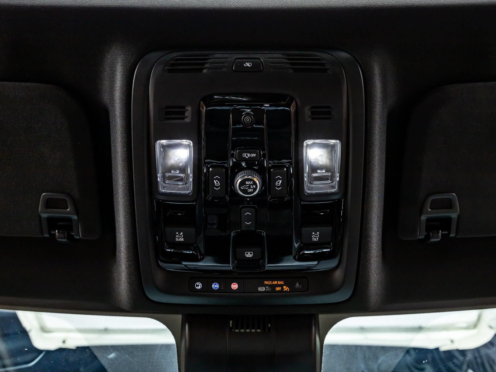 Used 2026 GMC Yukon Denali Ultimate w/ LPO, Floor Liner Package AWD/4WD image 29